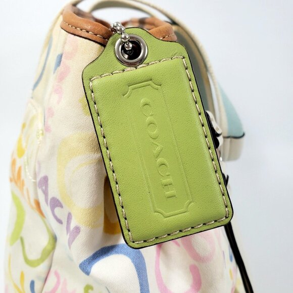 Coach Hamptons Signature Scribble Graffiti Tote Bag - Picture 3 of 15